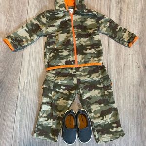 Camo 12 month sweatsuit & size 3 shoe bundle